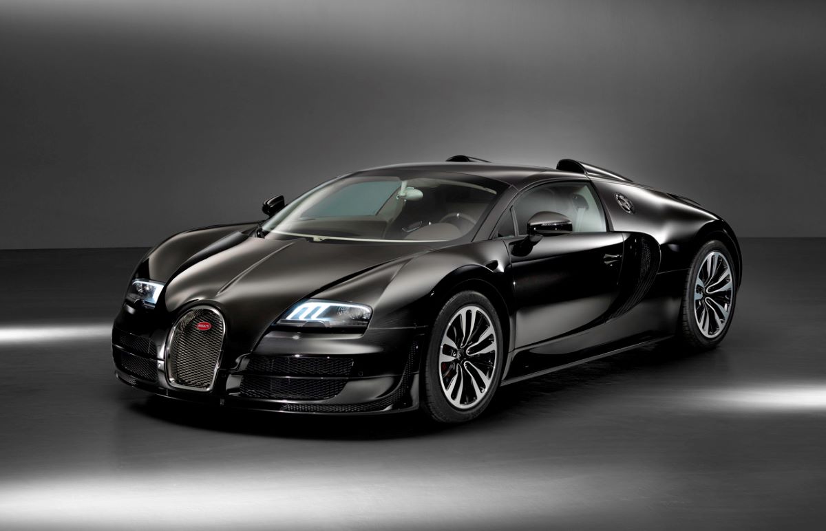 Black on Black Bugatti Veyron