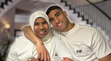 achraf hakimi and his mother posing together